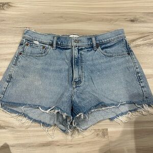 Abercrombie & Fitch - Women’s Jean shorts size 8/29